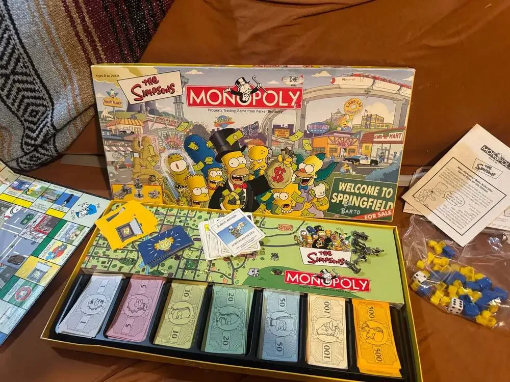 The Simpsons Monopoly Board Game Parker Brothers Hasbro